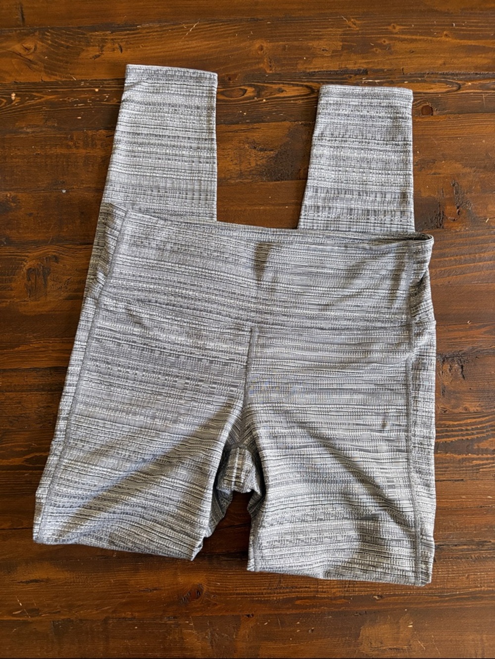 Athleta light gray leggings/yoga pants
